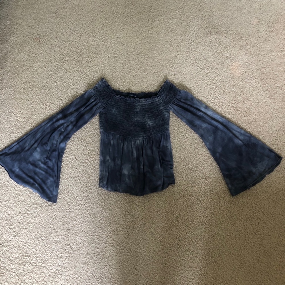 American Eagle Off the Shoulder Shirt